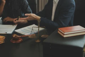A solicitor explains the personal injury claim time limit to a client.